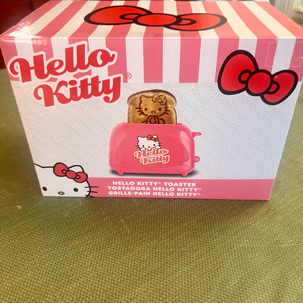 Hello Kitty Toaster Pink 2-Slice Toaster w/ Hello Kitty Toast Imprint NEW in Box